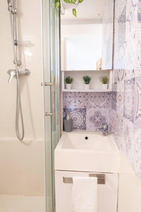 Apartamento Duplex Parisien En Face Metro13