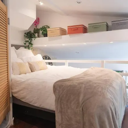 Duplex Parisien Charmant En Face Metro13 Exterior photo